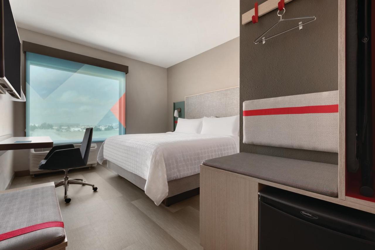 Avid Hotel-Midland Buitenkant foto